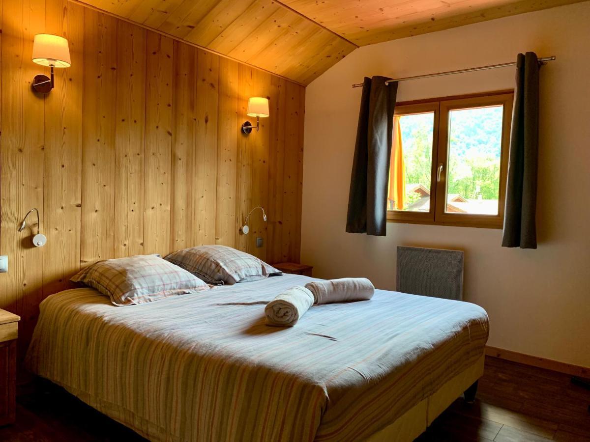 Appartement Avec Jacuzzi Dans Chalet Prive, Grande Terrasse, Parking Gratuit Лез-Уш Экстерьер фото